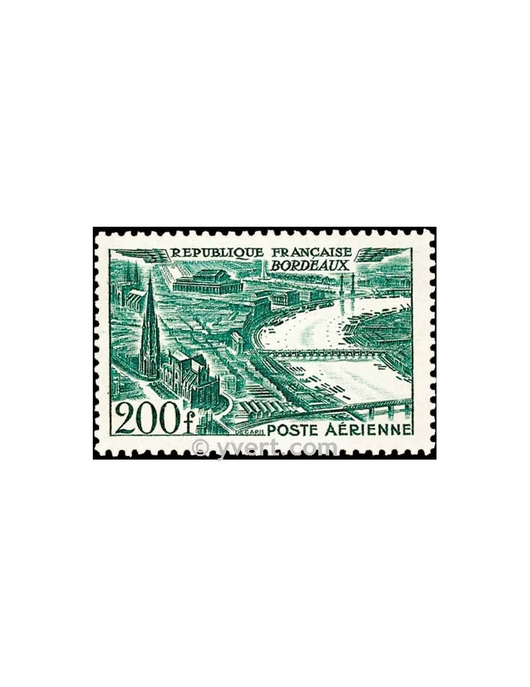 n° 25 - Timbre France Poste aérienne