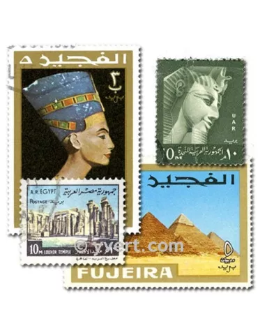 ART EGYPTIEN : pochette de 25 timbres (Oblitérés)