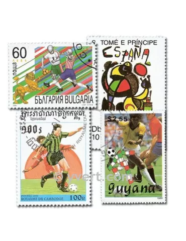FOOTBALL : pochette de 1000 timbres (Oblitérés)