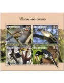 n° 8714/8717 - Timbre MOZAMBIQUE Poste