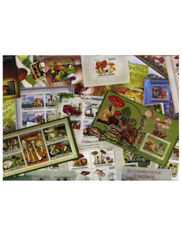 CHAMPIGNONS : pochette de 30 timbres (Neufs)
