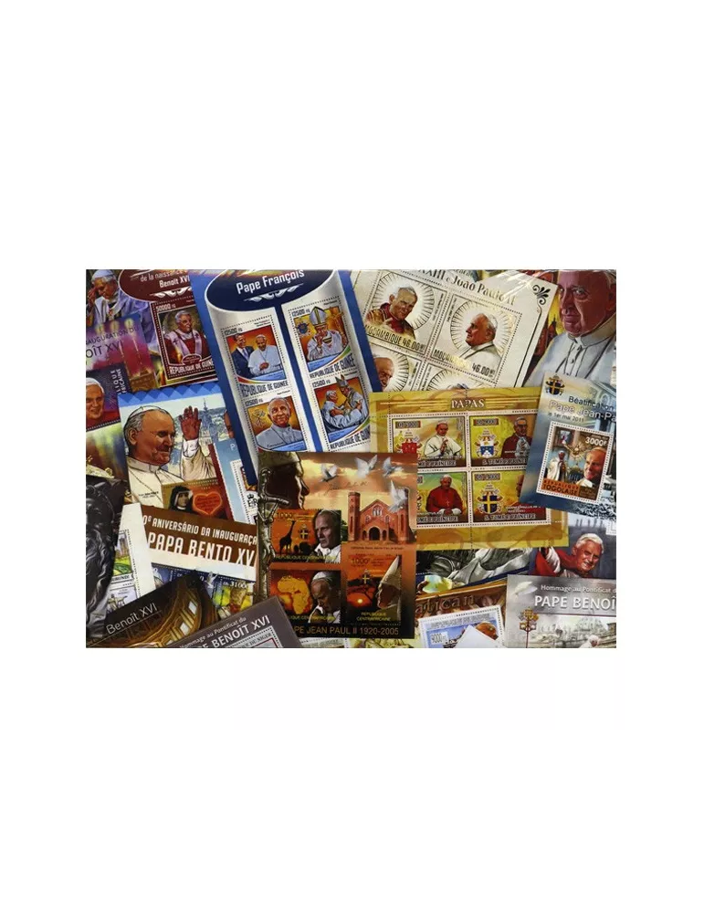 PAPES : pochette de 30 timbres (Neufs)
