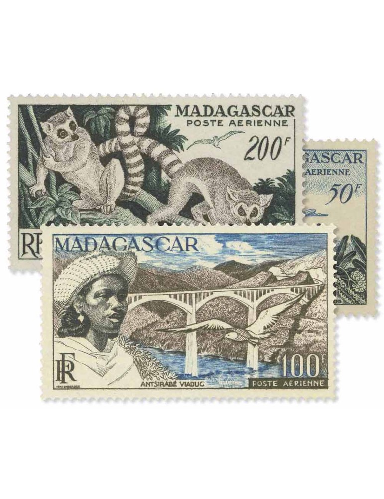 n° 75/77** - Timbre MADAGASCAR Poste Aerienne
