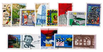 France : 13 timbres-poste entre n°3000 et 3040** avec annulation circulaire