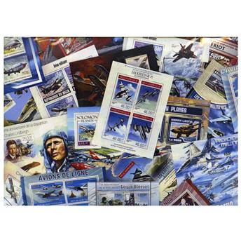 AVIONS : pochette de 40 timbres (Neufs)